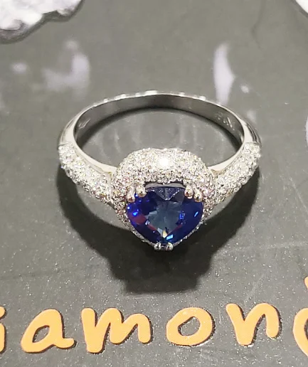 Diamonds Collection Anello Zaffiro Cuore ref. 30000 cuore Oro e Diamanti